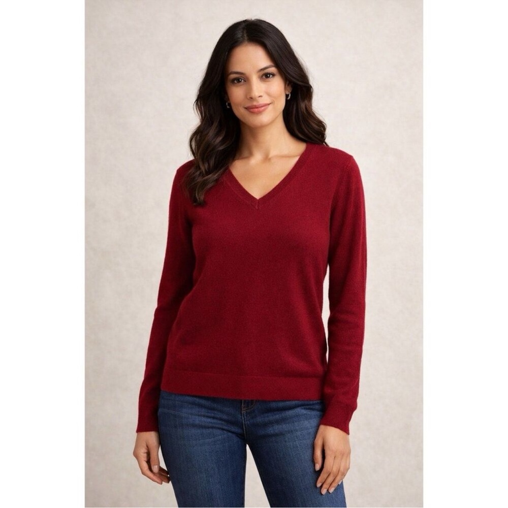 Charter Club Luxury 100% Cashmere Sweater Burgundy V Neck Pullover size M
